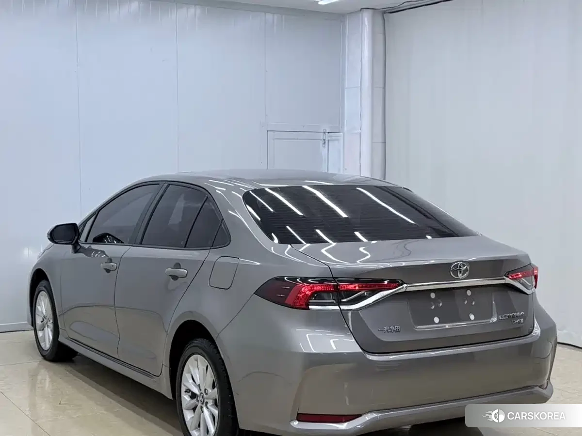 Toyota Corolla id 4589493 из Китая 12