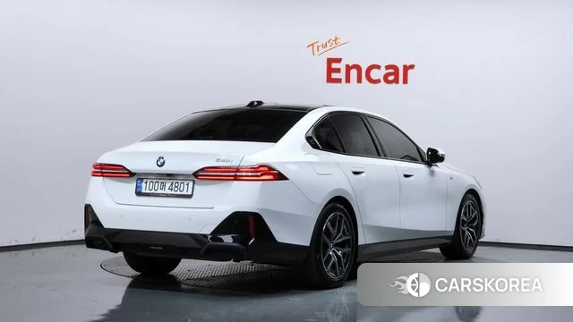 BMW 5 Series (G60) id 4935127 из Кореи 12