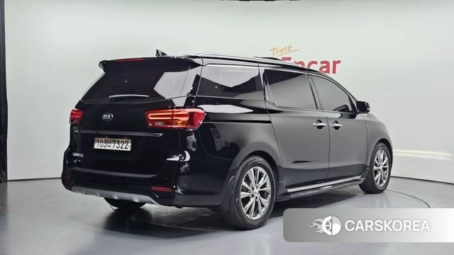 Kia The New Carnival id 4477145 из Кореи 12