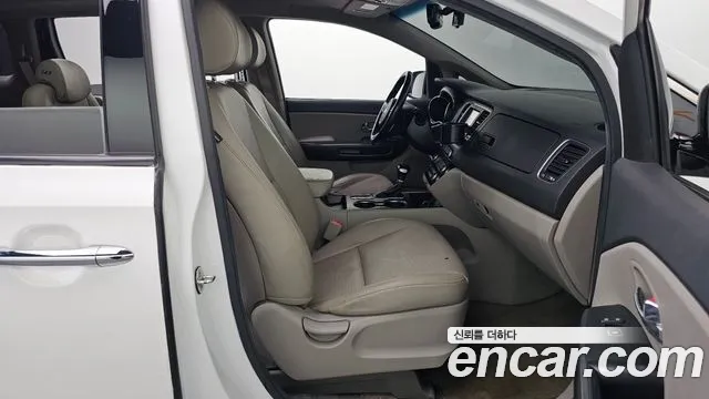 Kia The New Carnival id 2764088 из Кореи 12