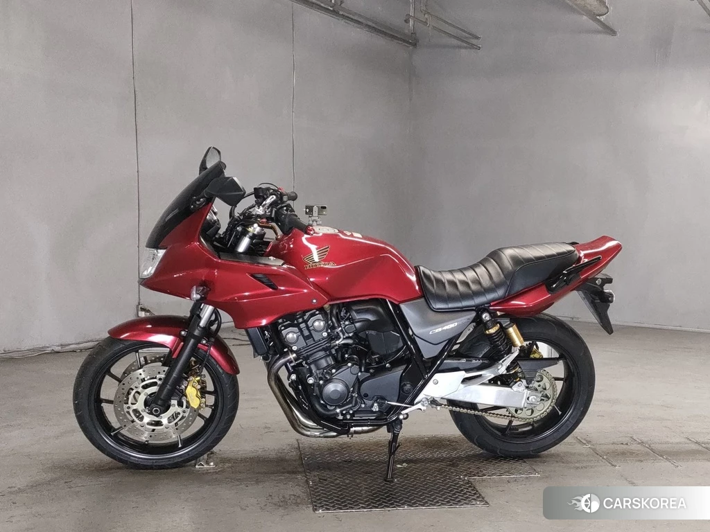 Проданный Honda CB400SF BOLDOR 2014 из Японии, фото 2