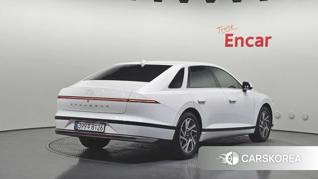 Hyundai Grandeur Hybrid (GN7) id 4302368 из Кореи 12