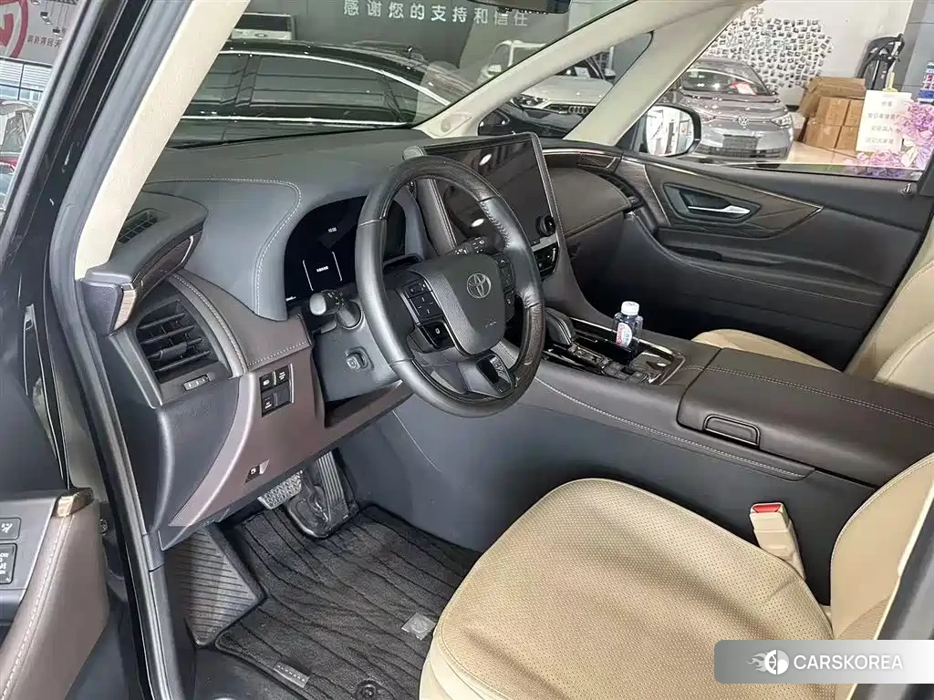 Toyota Elfa 2024 Черный из Китая, фото 2