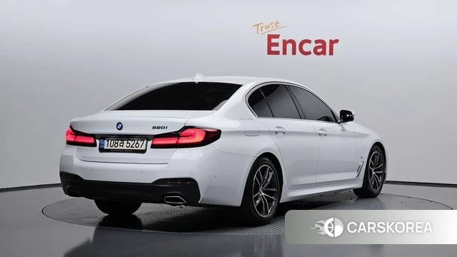 BMW 5 Series (G30) id 4470199 из Кореи 12