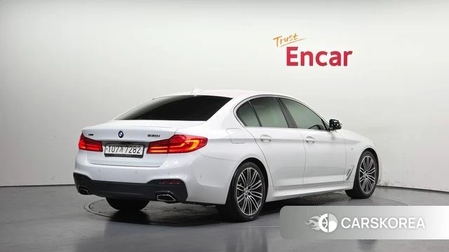 BMW 5 Series (G30) id 4416874 из Кореи 12