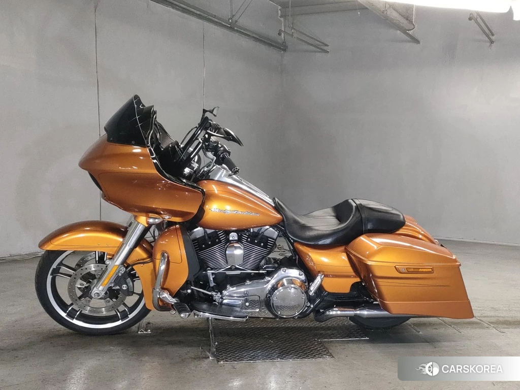 Проданный Harley-Davidson Road Glide FLTRXS1690 2015 из Японии, фото 2