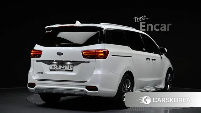 Kia The New Carnival id 4496674 из Кореи 12