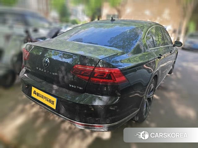 Volkswagen Magotan 2022 Черный из Китая, фото 2