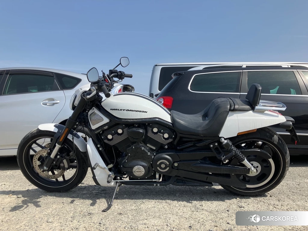 Проданный Harley-Davidson Night Rod Special VRSCDX1250 2017 из Японии, фото 2