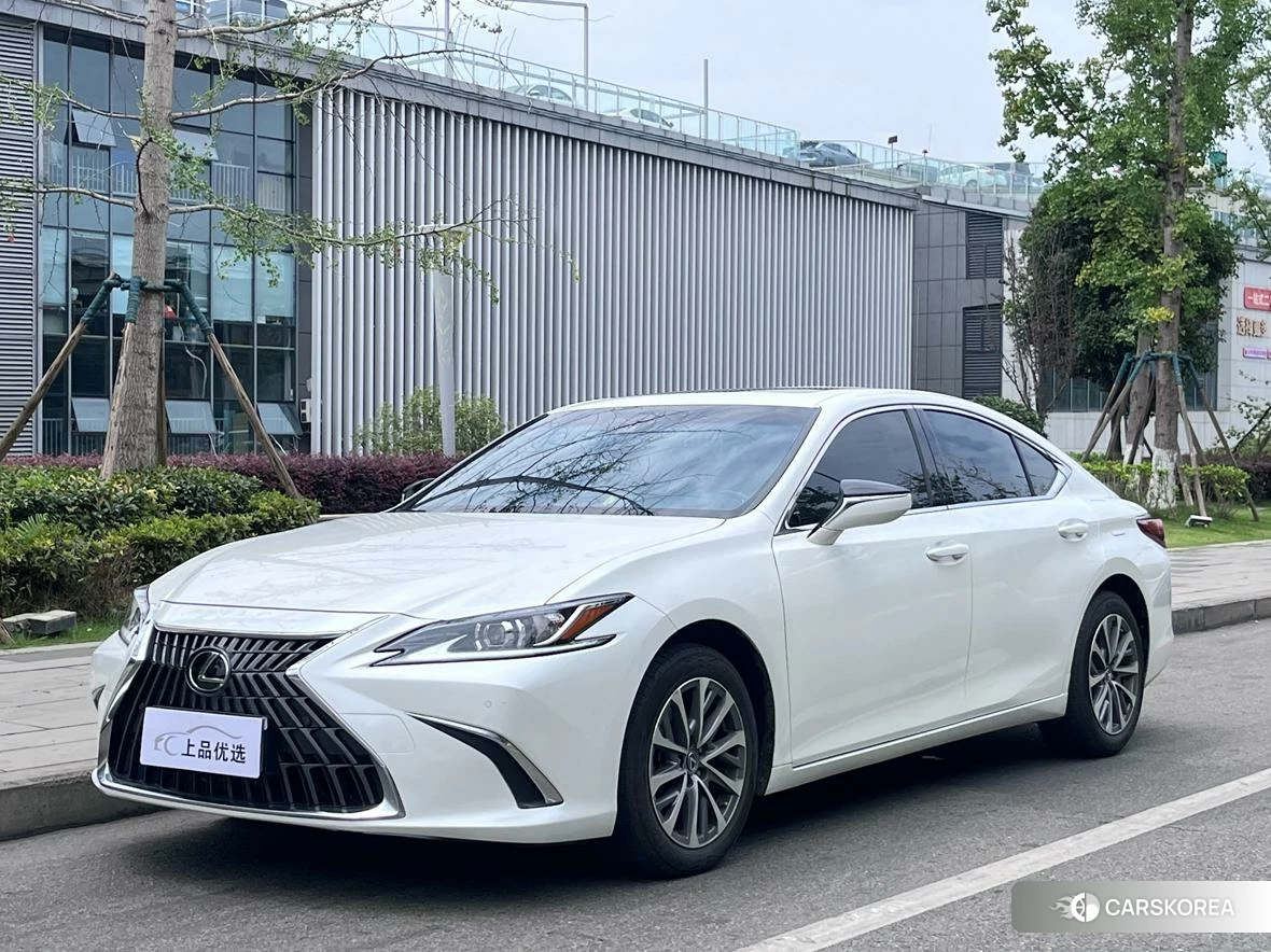 Lexus ES id 4515000 из Китая 12