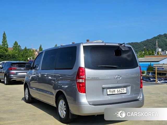 Hyundai The New Grand Starex id 3937230 из Кореи 9