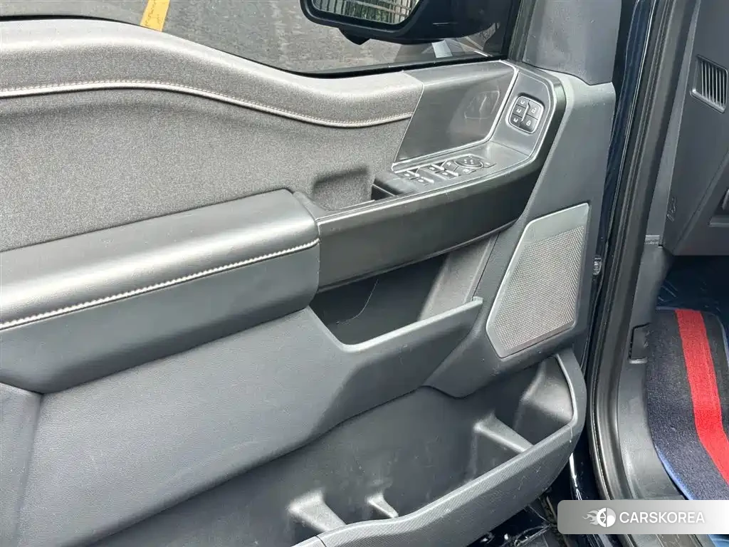 Ford F-150 Raptor id 4576829 из Китая 11