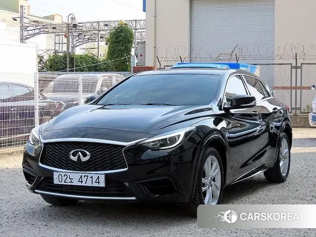 Infiniti Q30 id 3324913 из Кореи 11
