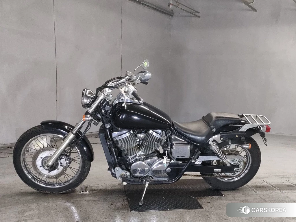 Проданный Honda SHADOW 400 SLASHER 2010 из Японии, фото 2