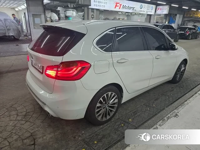 BMW 2 Series Active Tourer (F45) 2020 Белый из Кореи, фото 2