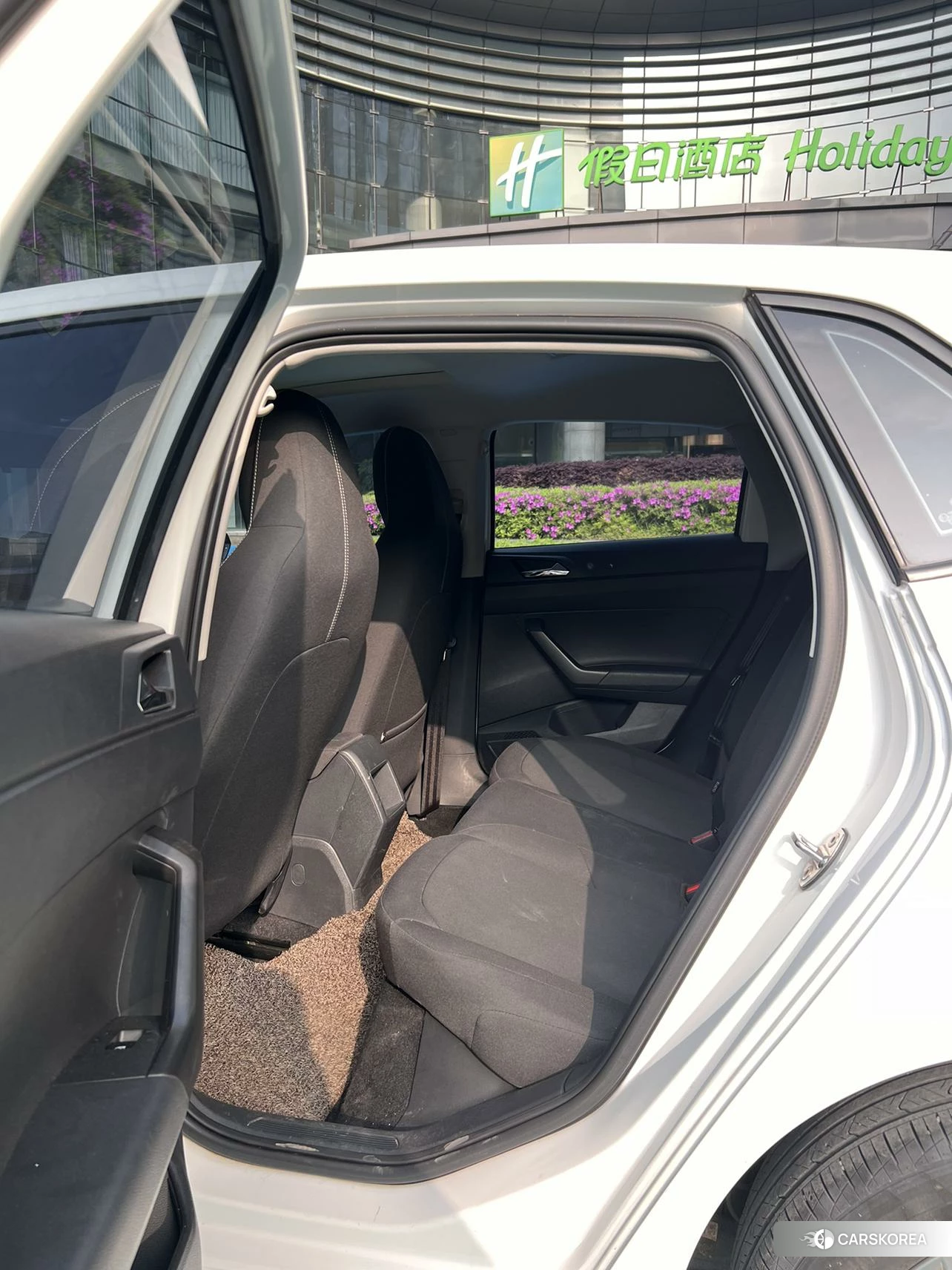 Volkswagen Polo 2021 Белый из Китая, фото 4