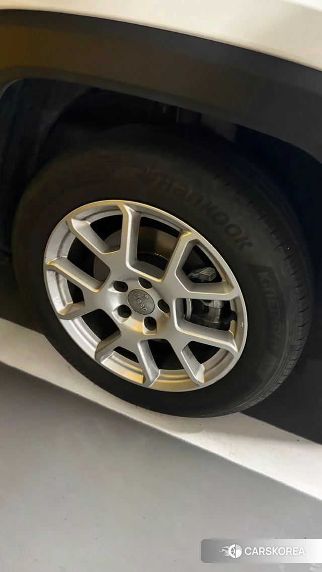 Jeep Renegade id 4546903 из Кореи 8