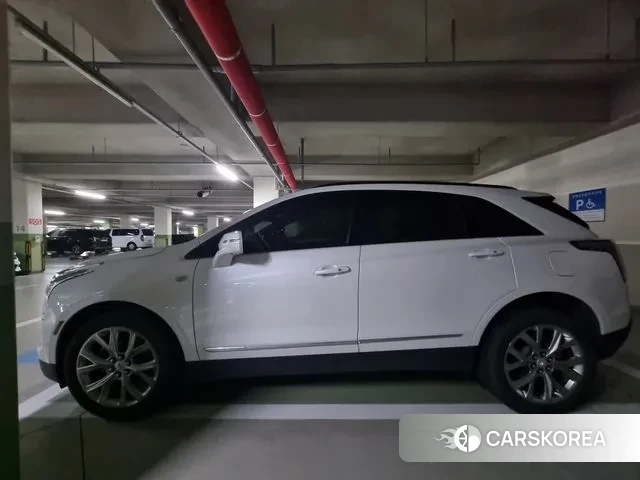 Cadillac XT5 2020 Жемчужный цвет из Кореи, фото 2