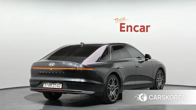 Hyundai Grandeur (GN7) id 3952932 из Кореи 12