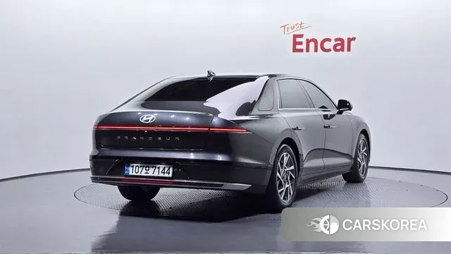 Hyundai Grandeur (GN7) id 2889424 из Кореи 12