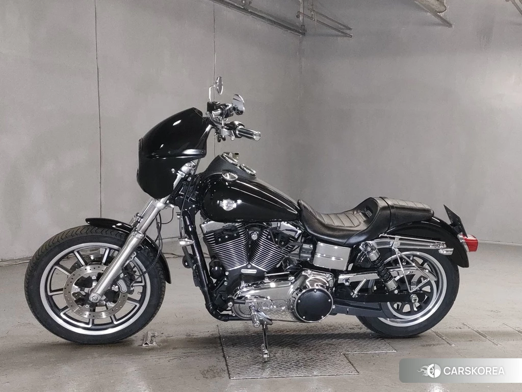 Проданный Harley-Davidson Dyna Low Rider FXDL1580 2015 из Японии, фото 2