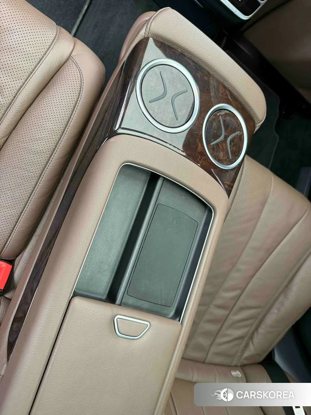 Mercedes-Benz S-class id 4220949 из Китая 12