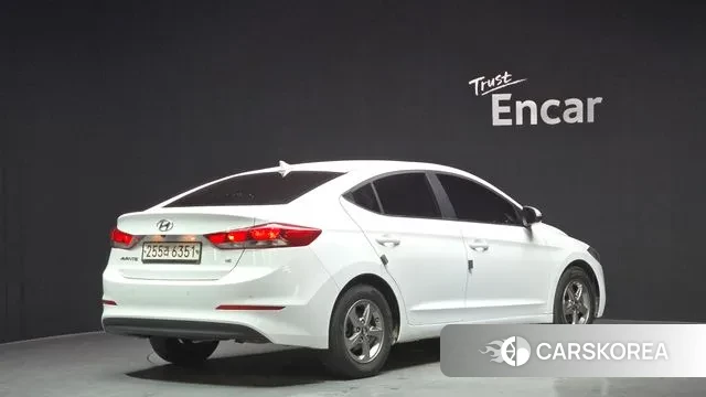 Hyundai Avante AD id 3742964 из Кореи 12