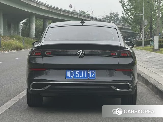 Volkswagen Lingdu 2022 Темно-серый из Китая, фото 5