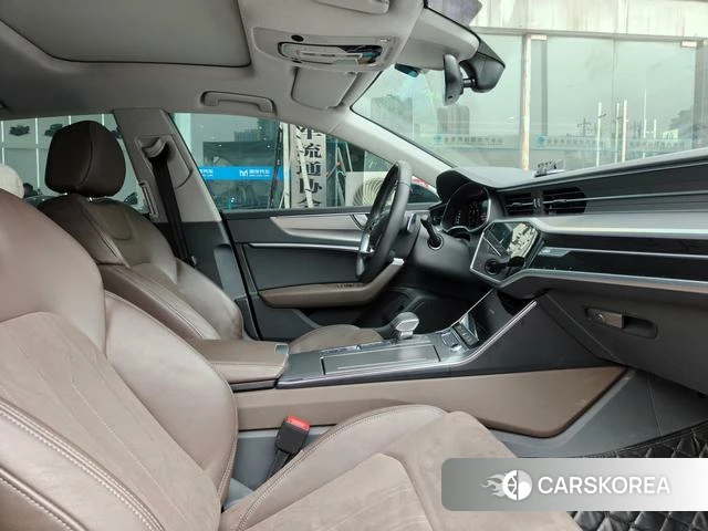 Audi A7L id 4259094 из Китая 11