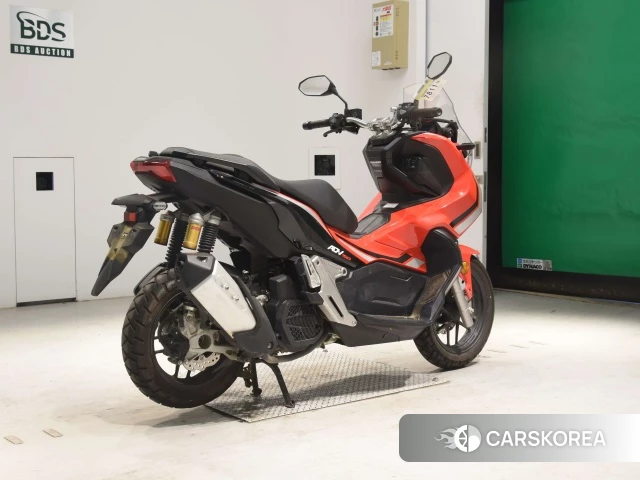 Проданный Honda ADV150 2019 из Японии, фото 2