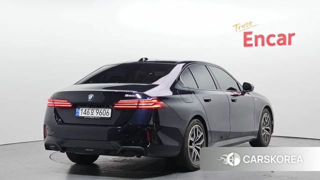 BMW 5 Series (G60) id 3963362 из Кореи 12