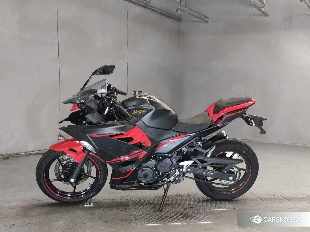 Проданный Kawasaki NINJA 250 2018 из Японии, фото 2