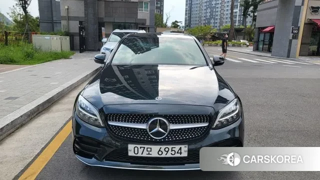 Mercedes-Benz C-Class W205 2019 Темно-зеленый из Кореи, фото 2