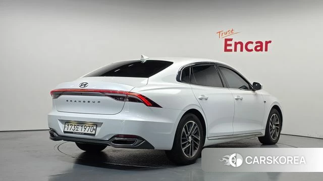 Hyundai The New Grandeur IG id 4930115 из Кореи 12