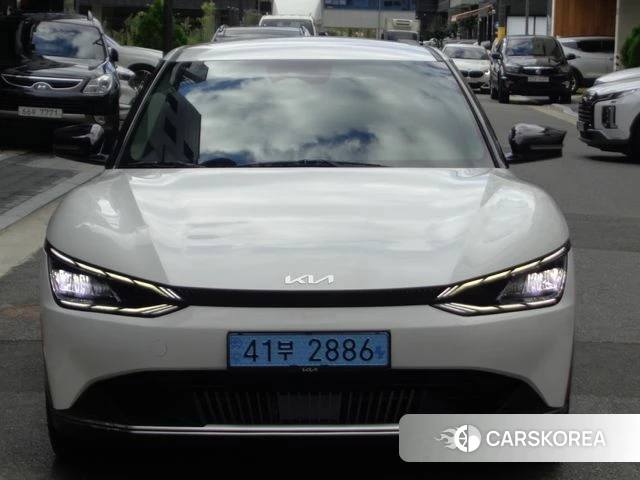 Kia EV6 id 3857352 из Кореи 12