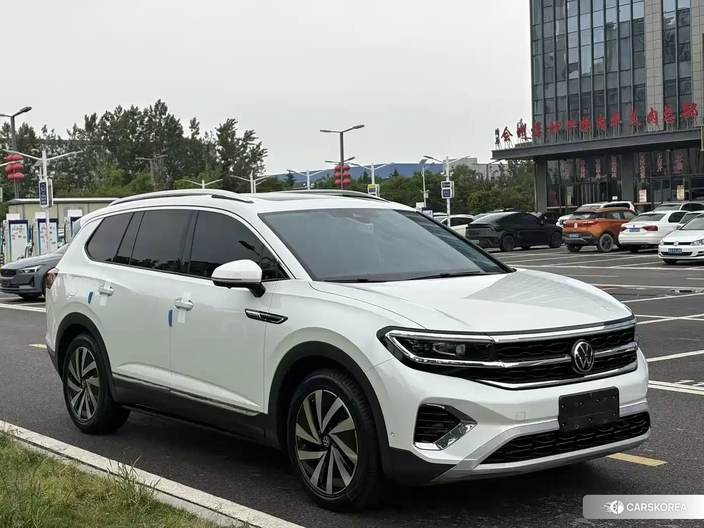 Volkswagen Lanjing 2021 Белый из Китая, фото 5