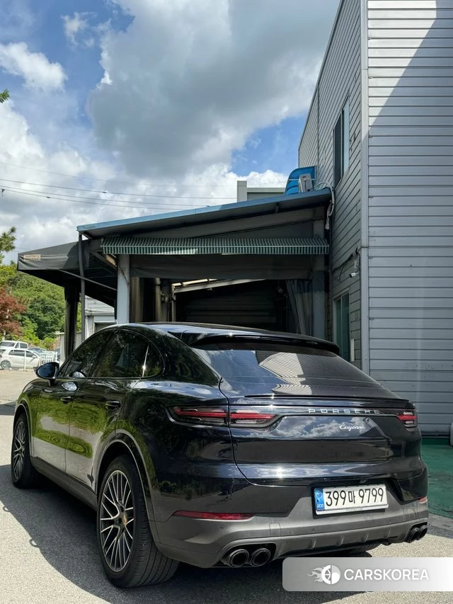 Porsche Cayenne (PO536) 2021 Черный из Кореи, фото 2