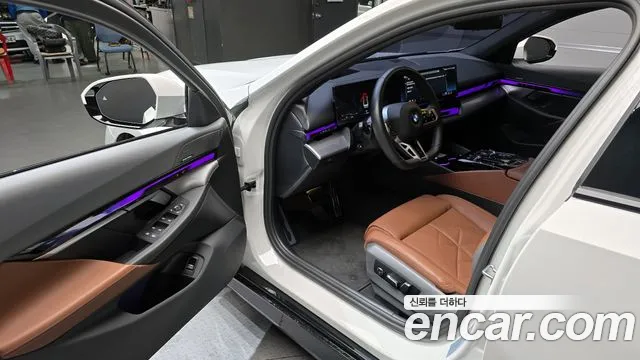 BMW 5 Series (G60) id 2556277 из Кореи 12