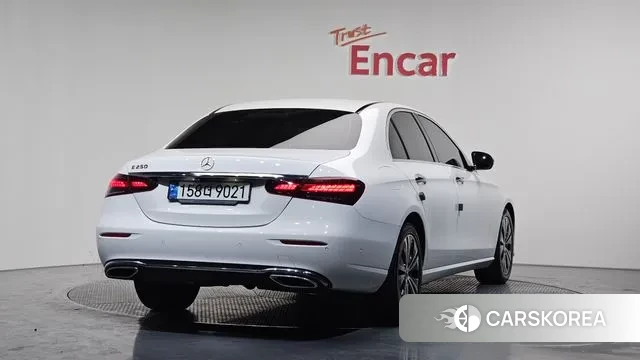 Mercedes-Benz E-Class W213 id 3717604 из Кореи 12