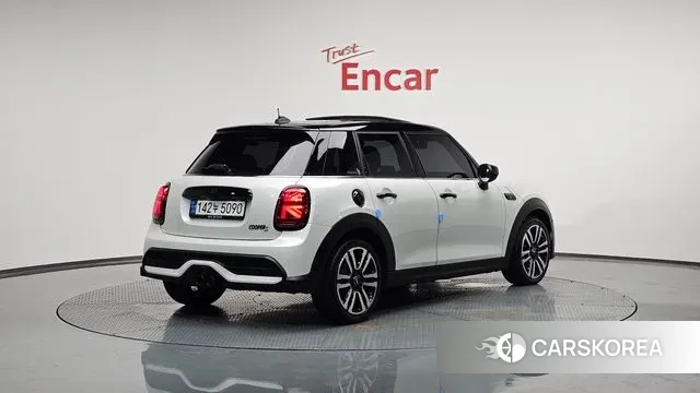 Mini Cooper S id 2938944 из Кореи 12