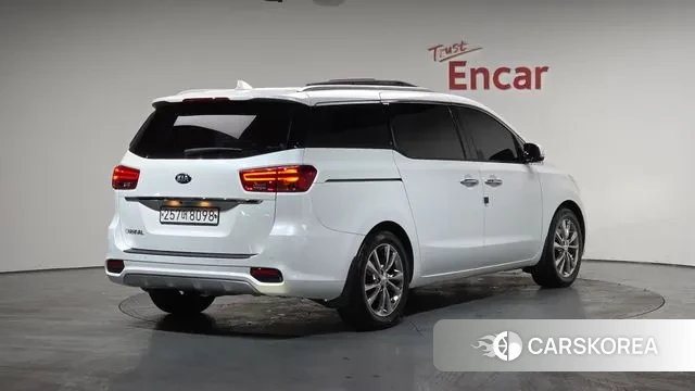 Kia The New Carnival id 3601901 из Кореи 12
