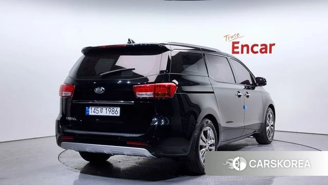 Kia All New Carnival id 4286381 из Кореи 12