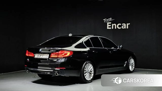 BMW 5 Series (G30) id 3873423 из Кореи 12