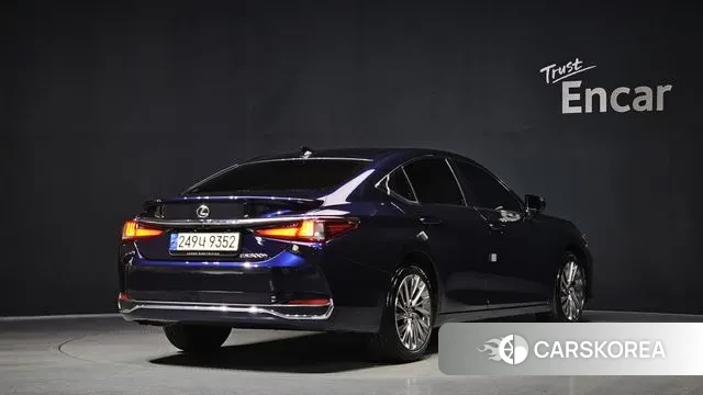 Lexus ES300h 7th generation id 3649356 из Кореи 12