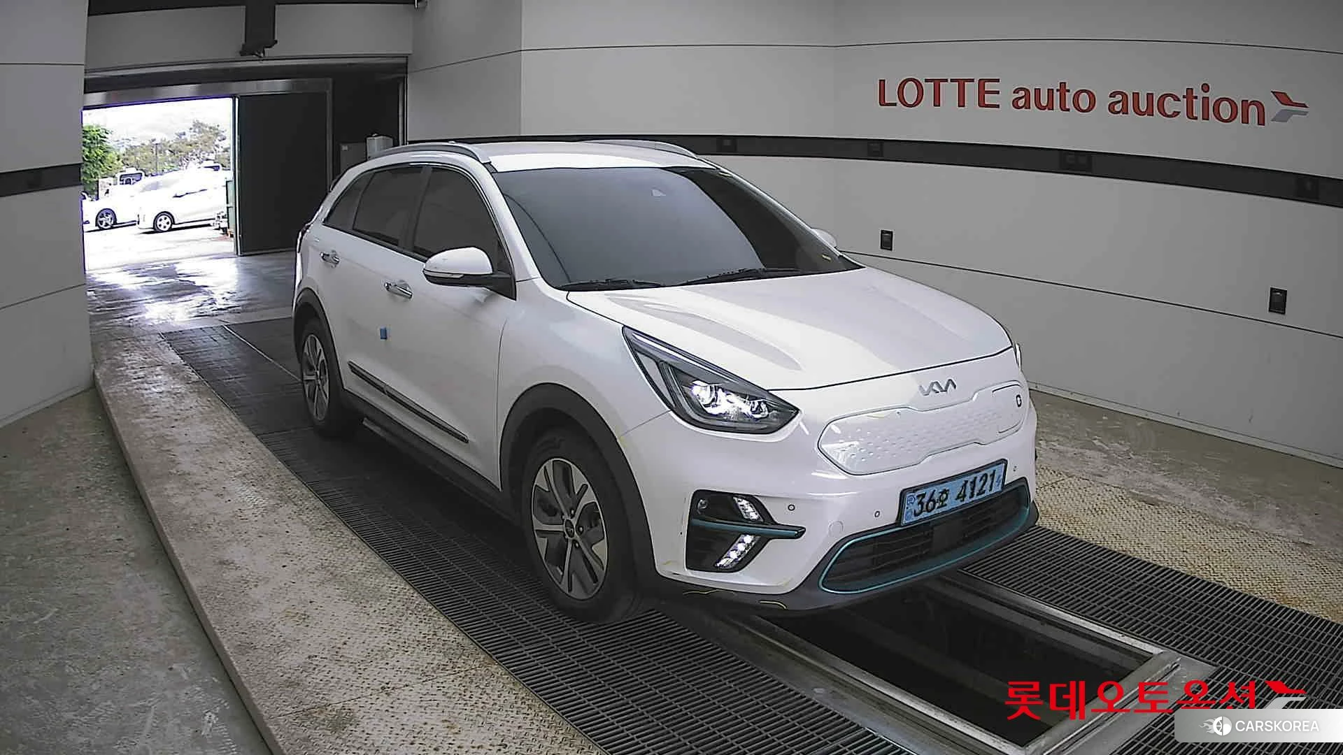 Kia Niro EV id 4347341 из Кореи 12