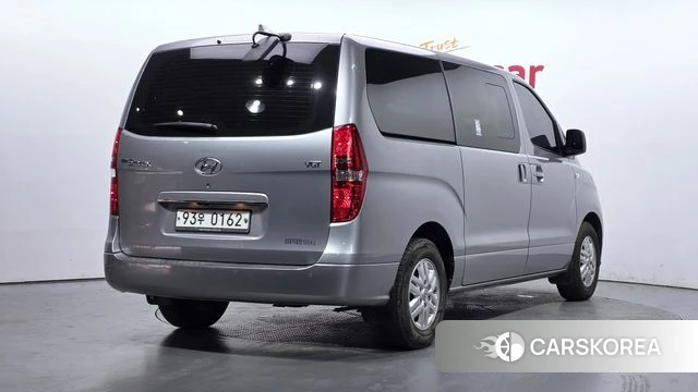 Hyundai The New Grand Starex id 4536420 из Кореи 12
