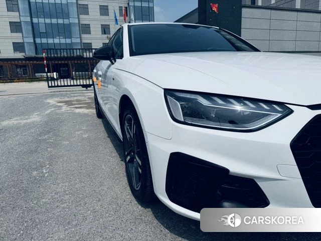 Audi A4L id 4275208 из Китая 11