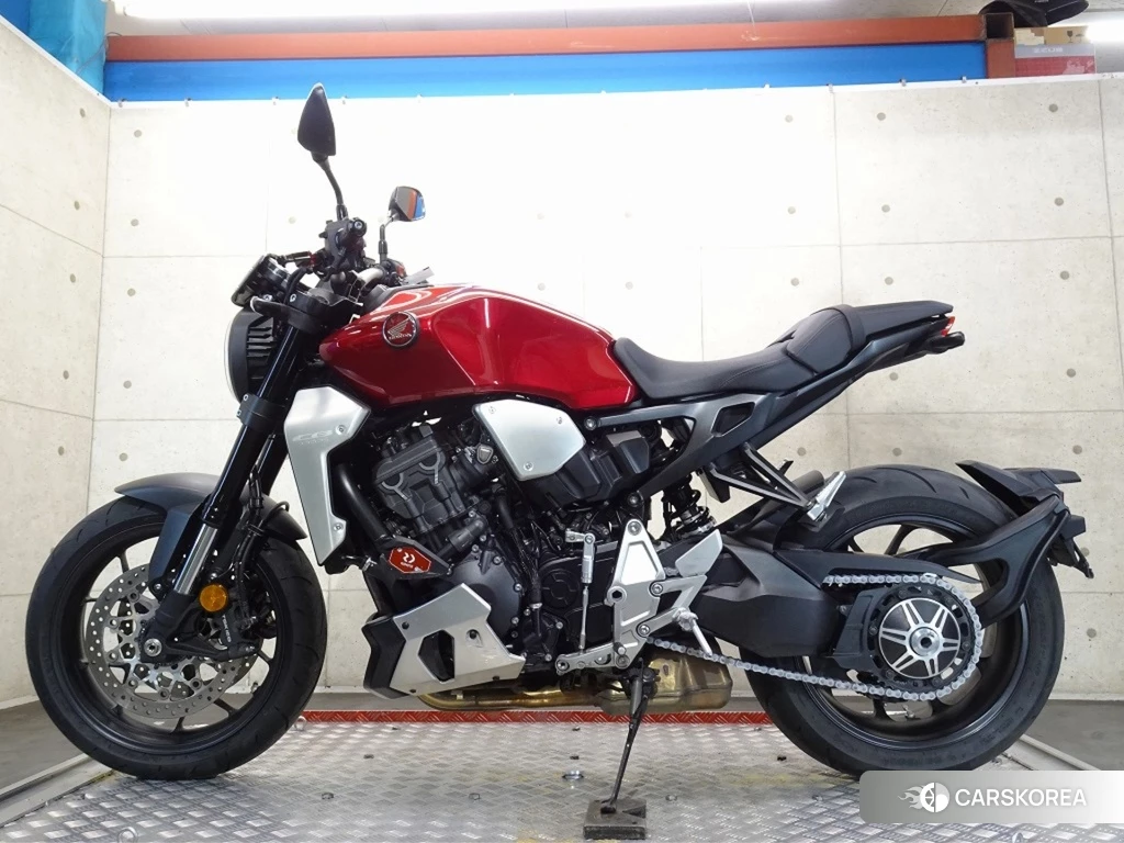 Проданный Honda CB1000R 2020 из Японии