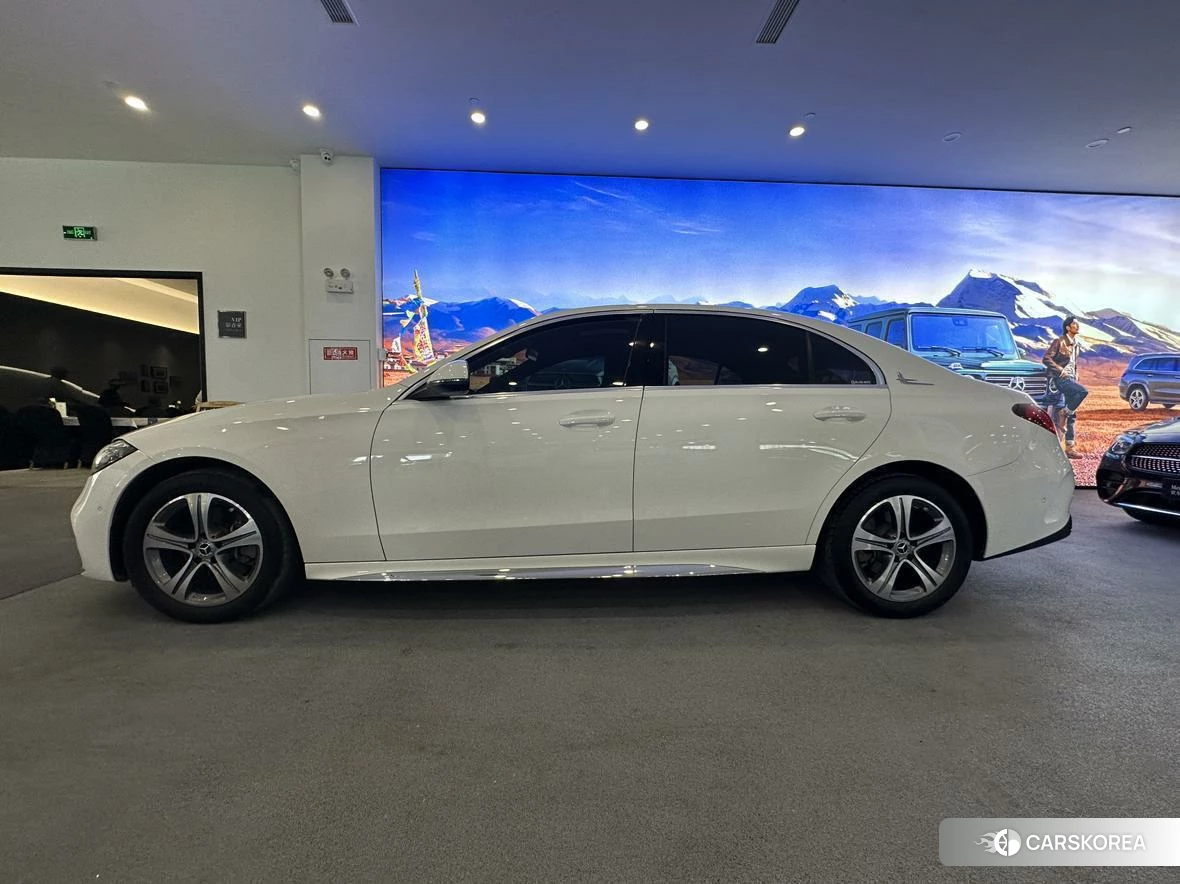 Mercedes-Benz Class C 2021 Белый из Китая, фото 6