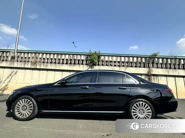 Mercedes-Benz E-class id 4328495 из Китая 12
